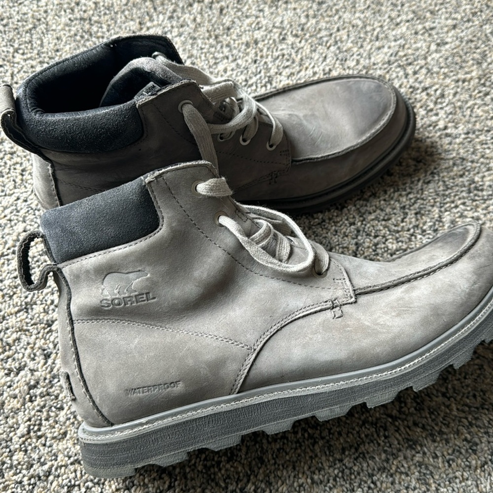 SOREL MEN'S MADSON MOC TOE BOOT • GRAY • size 11